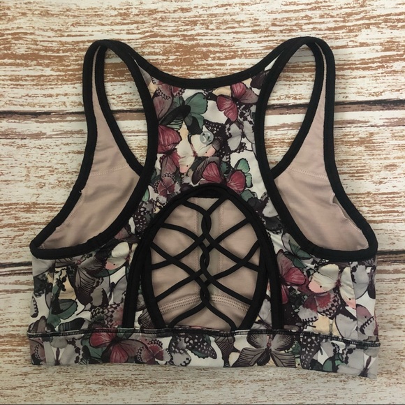 Lululemon Sports Bra Size 6 Sweaty or Not Bra II Butterfly Print - Picture 4 of 8